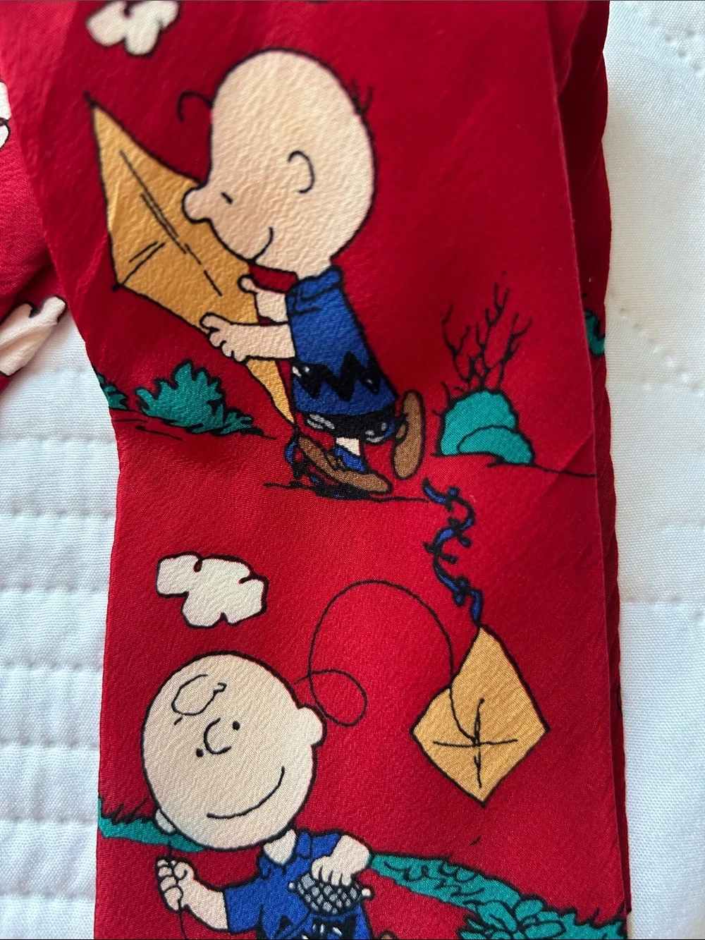Peanuts men’s Character Tie with Playful Cartoon Design imported silk